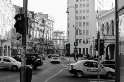 Traffic on city street