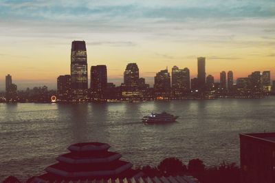 New york city skyline at dusk
