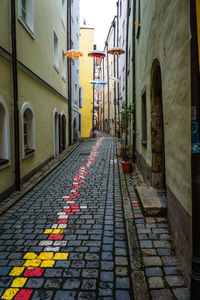 Narrow alley in city