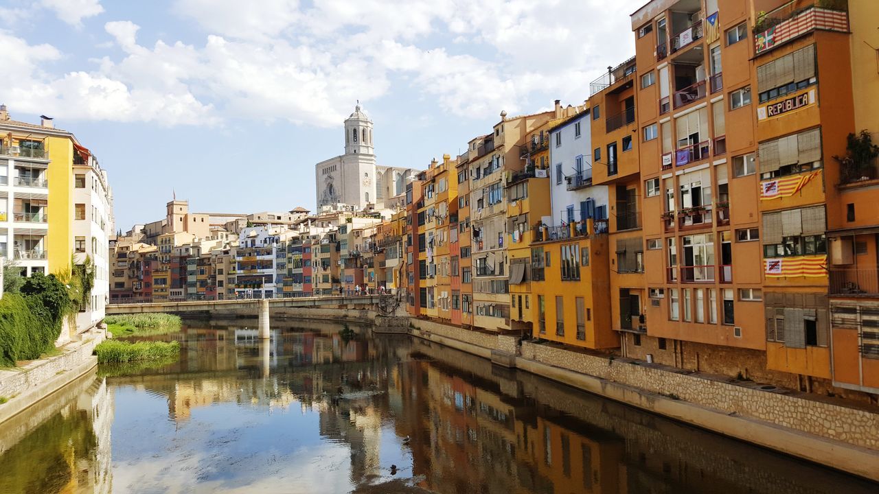 building exterior, architecture, built structure, water, sky, city, reflection, building, residential district, cloud - sky, nature, canal, waterfront, no people, transportation, bridge, day, connection, bridge - man made structure, outdoors, apartment, arch bridge