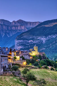 The beautiful old village of torla in the spanisch pyrenees at night