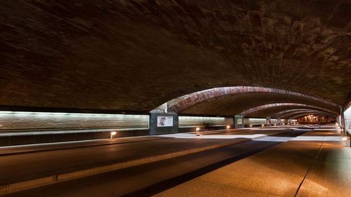 Illuminated tunnel