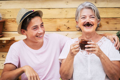 Portrait of a smiling man and woman