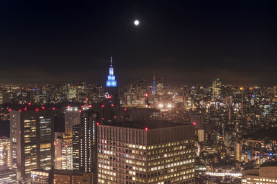 Night panoramic view of park hyatt tokyo building from the tokyo metropolitan government building.