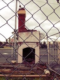 chainlink fence