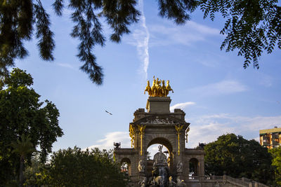 Barcelona citadel park