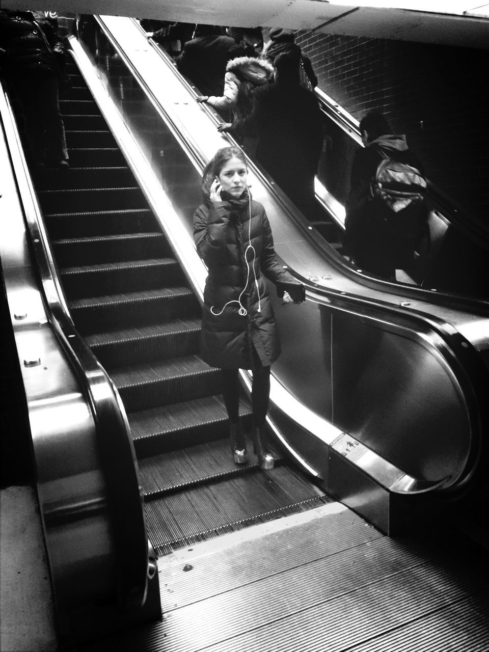 steps, steps and staircases, staircase, railing, high angle view, architecture, built structure, technology, indoors, low angle view, escalator, building exterior, lifestyles, day, building, stairs, music, sunlight