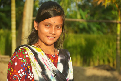 Portrait of a smiling young woman