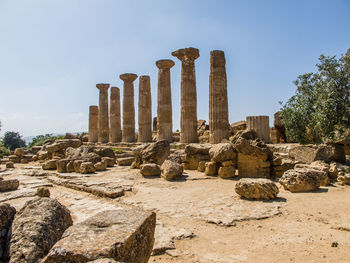 View of old ruins against sky