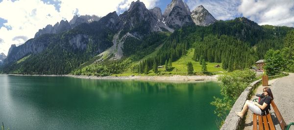 Panoramic view of lake and mountains against sky