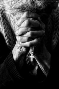 Close up of woman praying