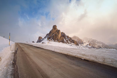 Scenic view of snowcapped mountain against sky