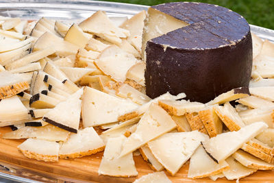 High angle view of chopped bread on cutting board