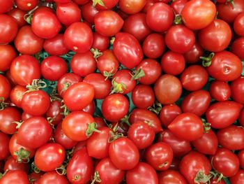 Full frame shot of tomatoes in market