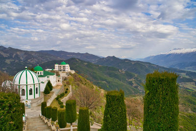 Teqja e baba aliut at alipostivan, an islamic cultural site