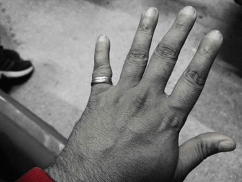 Close-up of man hand
