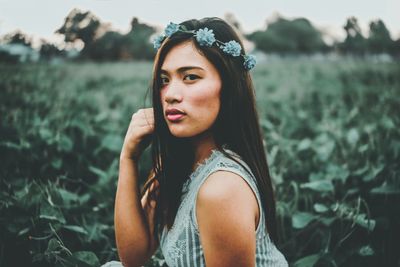 Portrait of a beautiful young woman