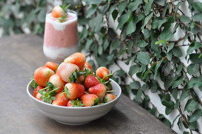 Close-up of fruits in bowl