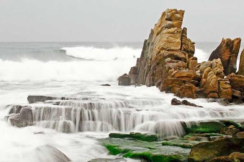 water, motion, surf, sea, splashing, rock - object, wave, scenics, beauty in nature, long exposure, power in nature, rock formation, waterfall, nature, flowing water, horizon over water, rock, idyllic, flowing, sky