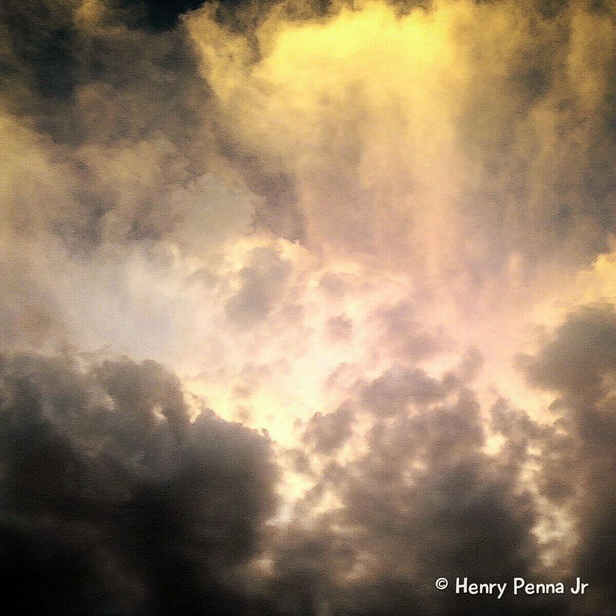 sky, cloud - sky, cloudy, low angle view, tranquility, beauty in nature, scenics, weather, nature, cloudscape, tranquil scene, cloud, overcast, outdoors, no people, communication, backgrounds, dusk, idyllic, silhouette