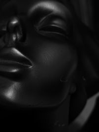 Close-up portrait of young woman