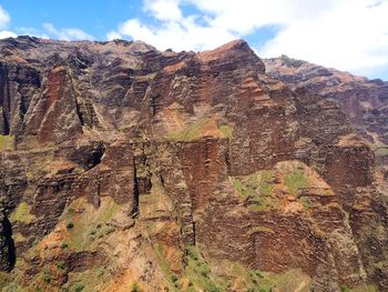 View of rock formations in an hawaiian canyon