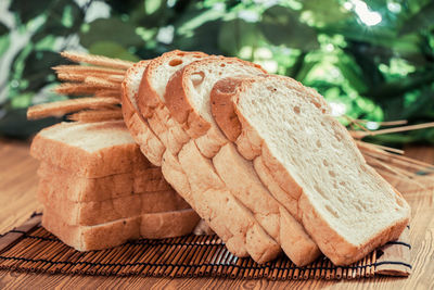 Close-up of bread on cutting board