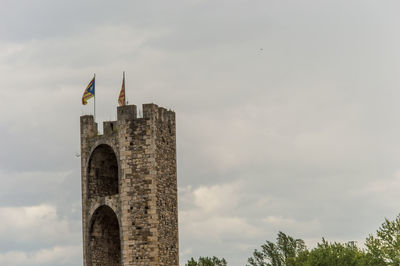 Besalu was designated as a national historic site in 1966. 