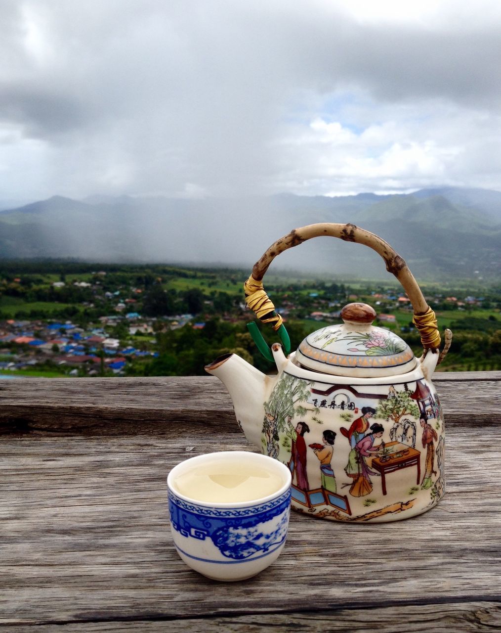 CLOSE-UP OF FOOD AGAINST SKY