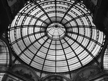 Galleria vittorio emanuele ii in milan