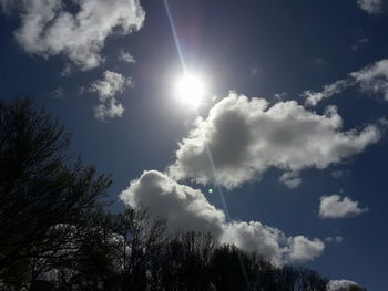 Low angle view of vapor trail in sky