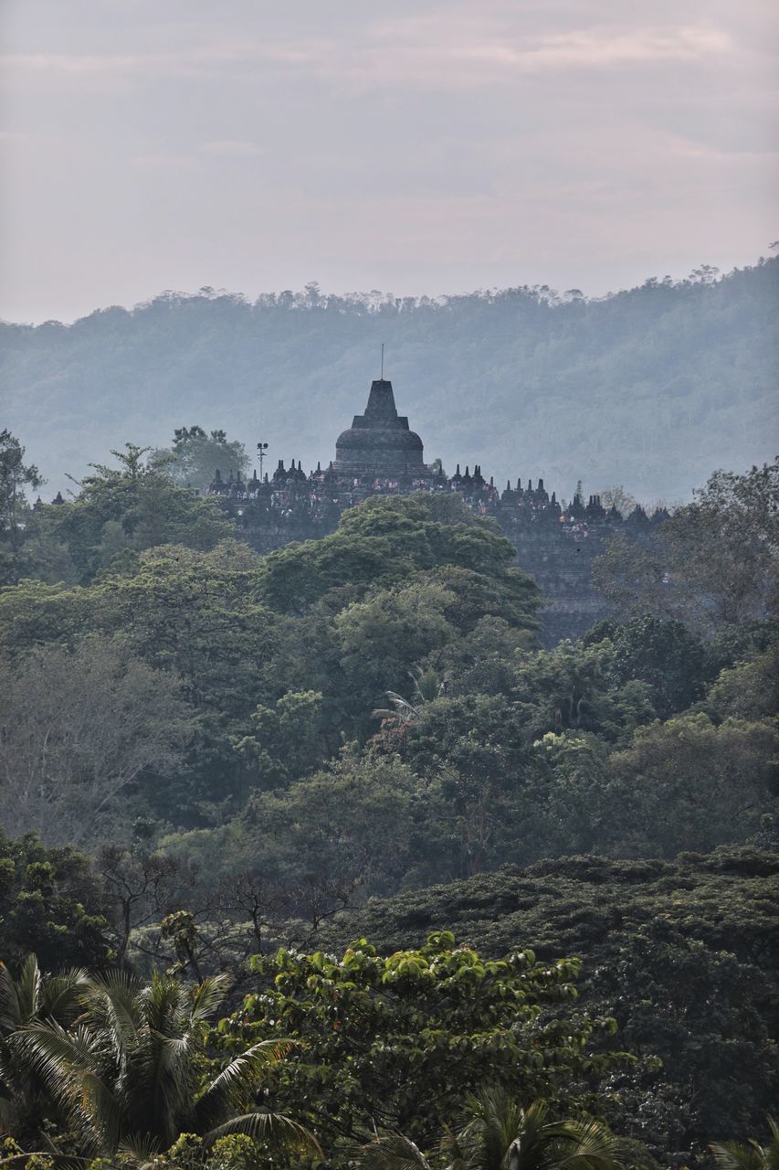 VIEW OF A TEMPLE AGAINST SKY