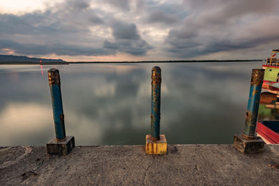 Scenic view of sea against sky at dusk