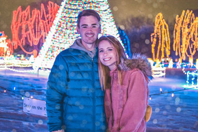 Portrait of a smiling young woman during winter