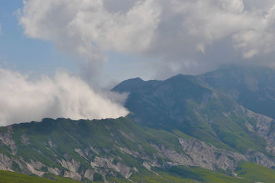 Scenic view of gran sasso d'italia mountain