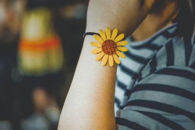 Close-up of woman hand
