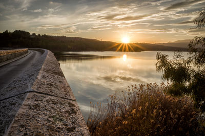 Marathon dam and lake on a winter afternon