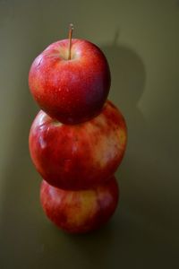 Stacked honeycrisp apples