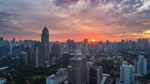 Aerial view of buildings in city