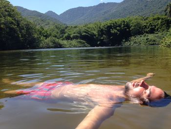 Duck swimming in lake