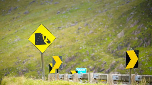 Information sign on road