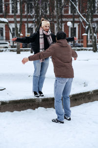 Outdoors winter dates for couples, winter love story. cold season dating for couples. young couple