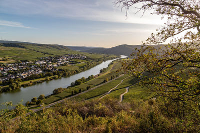 Panoramic view of the moselle valley with the wine village brauneberg in the background