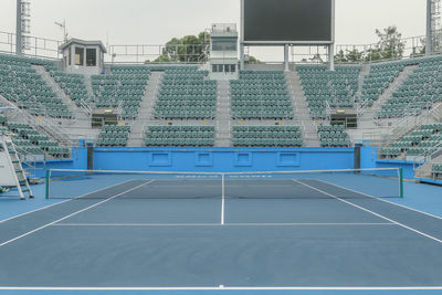 View of an empty swimming pool