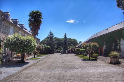Walkway leading to building