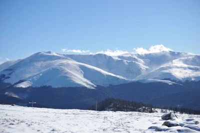 Amazing romania - the tarcu mountains in the morning