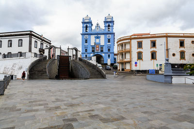 Buildings in city