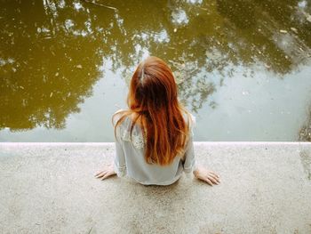 Young woman looking at sea