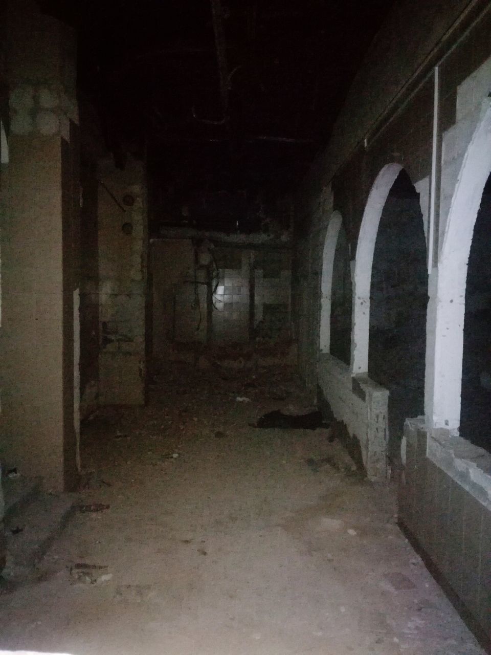 INTERIOR OF ABANDONED BUILDING