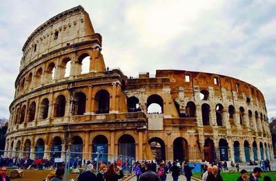 Tourists in front of coliseum